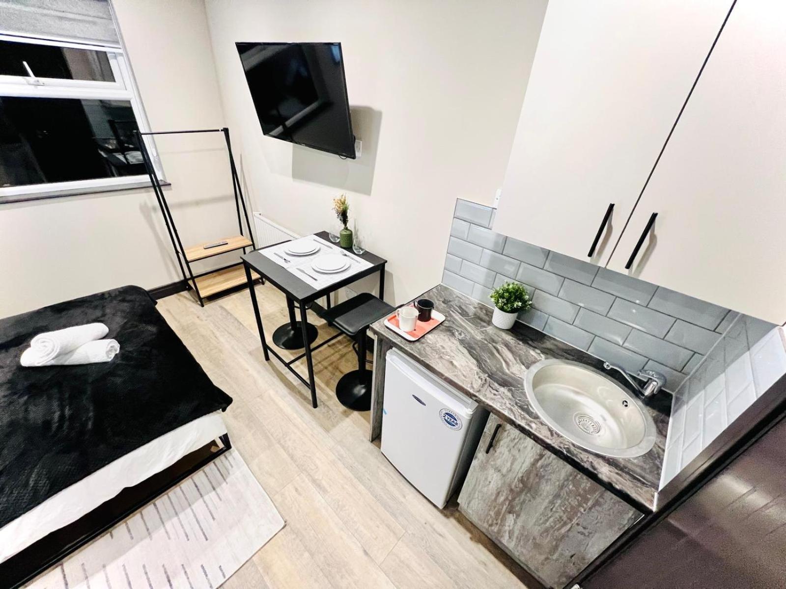 London 72 City Center Studio Top Location I Экстерьер фото