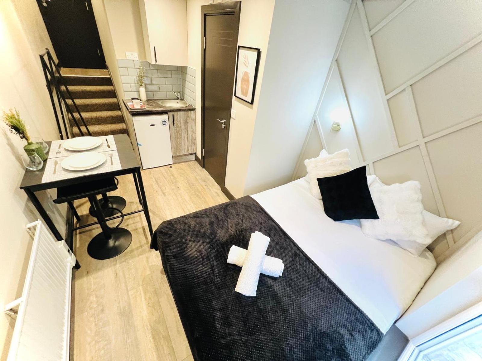 London 72 City Center Studio Top Location I Экстерьер фото