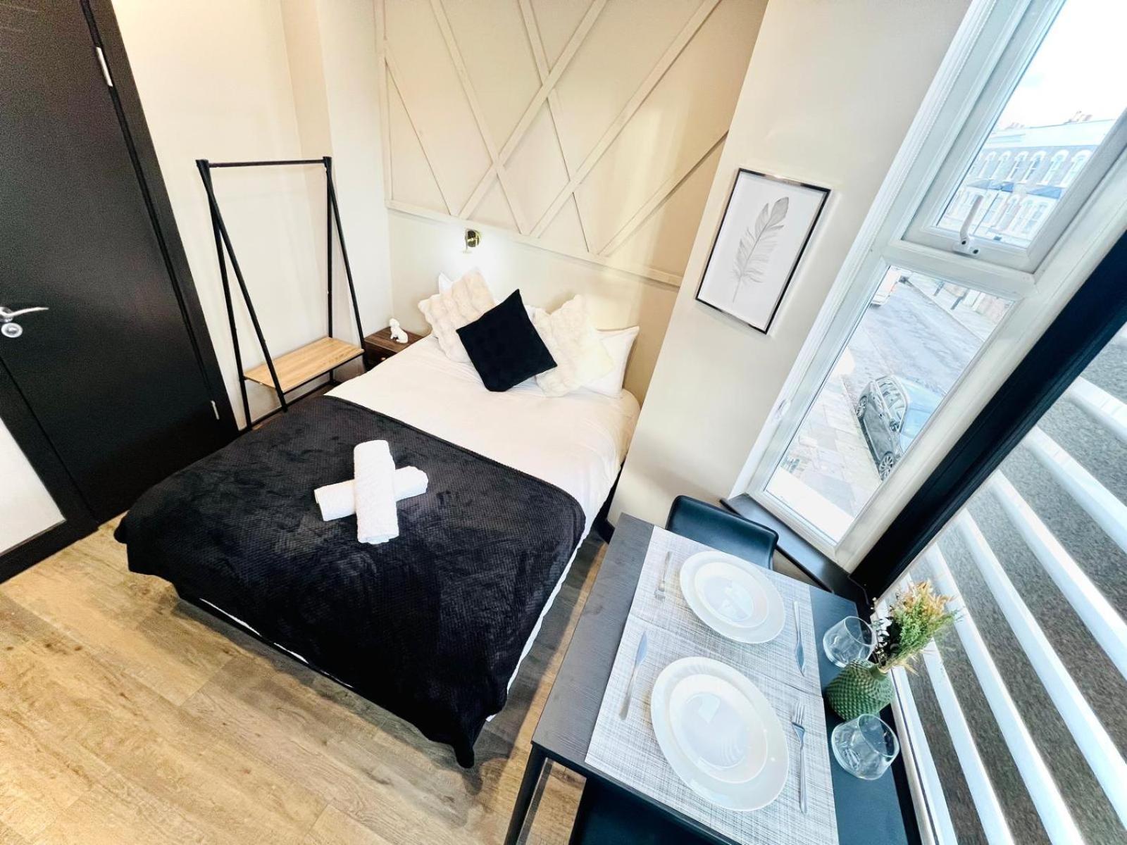 London 72 City Center Studio Top Location I Экстерьер фото